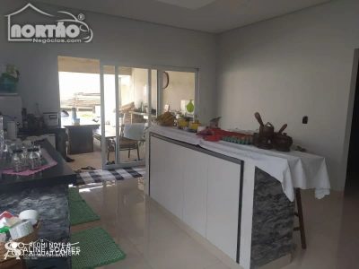 Casa, 4 quartos, 200 m² - Foto 3
