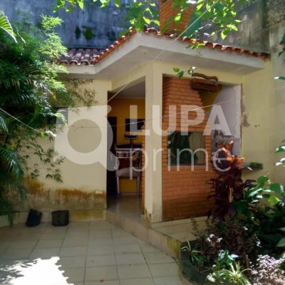 Casa, 4 quartos, 156 m² - Foto 1