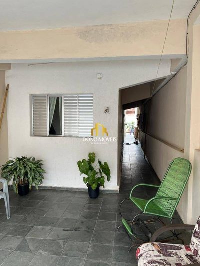 Casa, 4 quartos, 226 m² - Foto 2