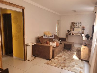 Casa, 3 quartos, 250 m² - Foto 3