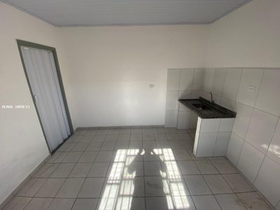 Casa, 1 quarto, 33 m² - Foto 1