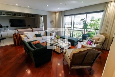 Apartamento, 3 quartos, 176 m² - Foto 1