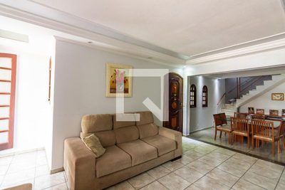 Casa, 2 quartos, 264 m² - Foto 2