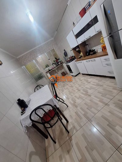 Casa, 3 quartos, 200 m² - Foto 2