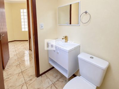 Casa, 5 quartos, 242 m² - Foto 4