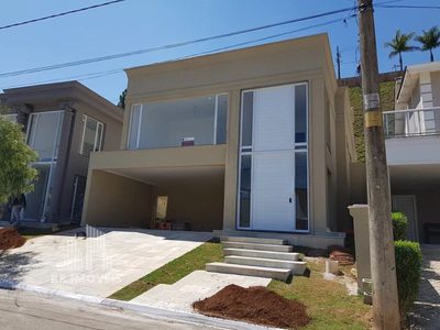 Casa, 3 quartos, 275 m² - Foto 1