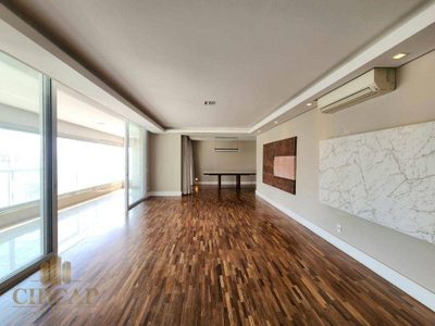 Apartamento, 3 quartos, 252 m² - Foto 2