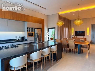 Casa, 2 quartos, 194 m² - Foto 4