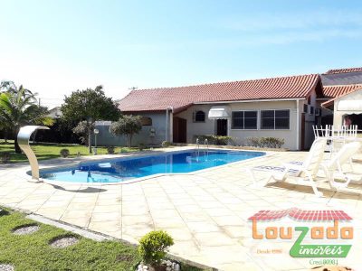 Casa, 2 quartos, 162 m² - Foto 1