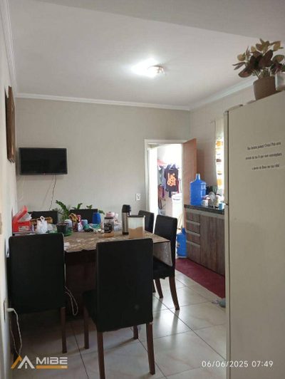 Casa, 3 quartos, 200 m² - Foto 2