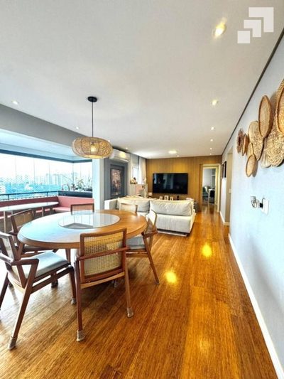 Apartamento, 3 quartos, 130 m² - Foto 1