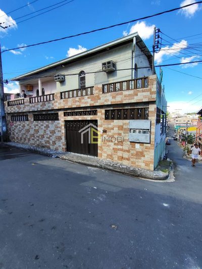 Casa, 8 quartos, 188 m² - Foto 1