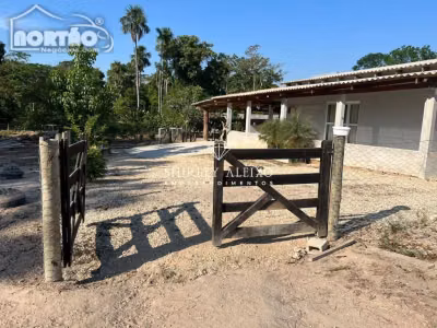 Casa, 2 quartos, 200 m² - Foto 1