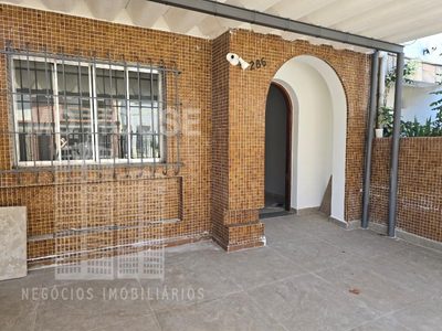 Casa, 3 quartos, 152 m² - Foto 1