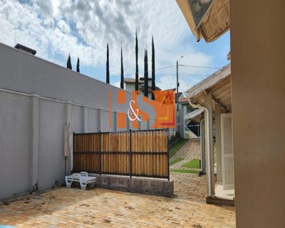 Sítio, 3 quartos, 1000 m² - Foto 1