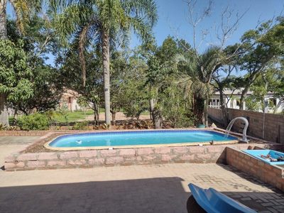 Sítio, 3 quartos, 253 m² - Foto 2