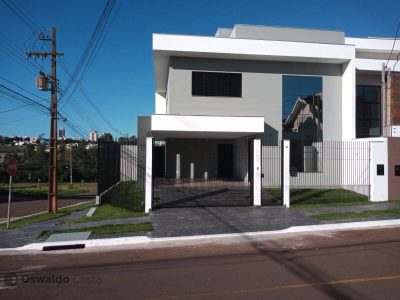 Sobrado, 3 quartos, 237 m² - Foto 1