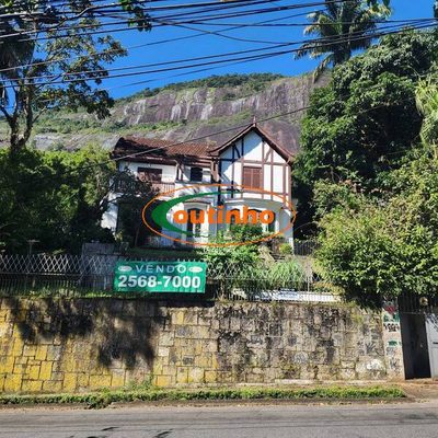 Casa, 4 quartos, 282 m² - Foto 1