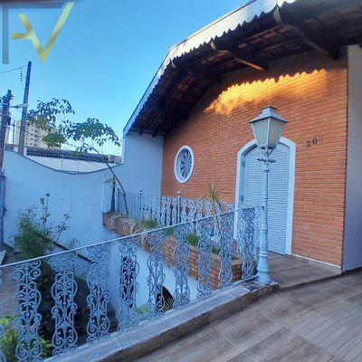 Casa, 4 quartos, 193 m² - Foto 1