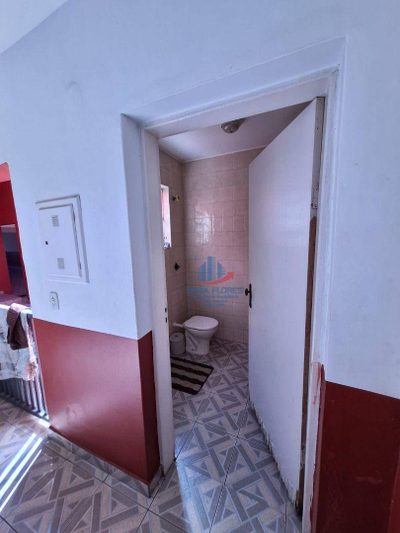 Casa, 6 quartos, 305 m² - Foto 4