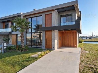 Casa de Condomínio, 5 quartos - Foto 1