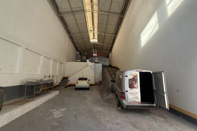 Depósito-Galpão, 454 m² - Foto 1