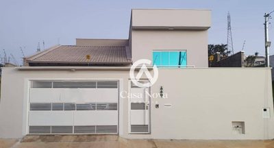 Casa, 3 quartos, 180 m² - Foto 1
