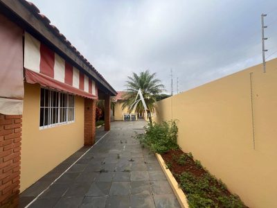 Casa, 3 quartos, 178 m² - Foto 3
