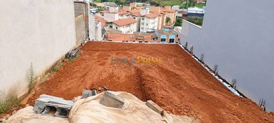 Terreno, 211 m² - Foto 1