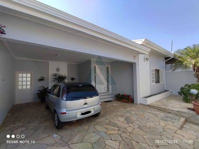 Casa, 3 quartos, 230 m² - Foto 1