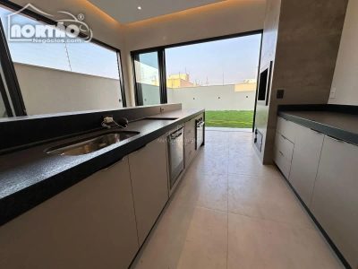 Casa, 3 quartos, 153 m² - Foto 5