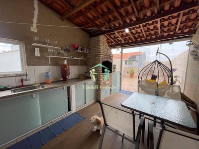 Cobertura, 3 quartos, 190 m² - Foto 1