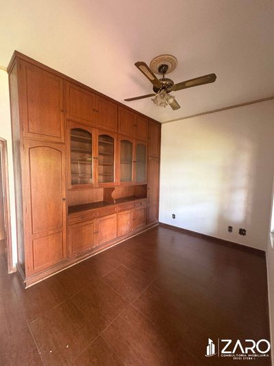 Casa, 3 quartos, 320 m² - Foto 3