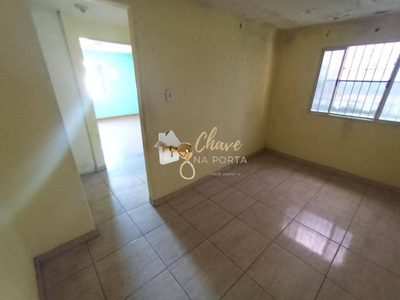 Casa, 6 quartos, 130 m² - Foto 1