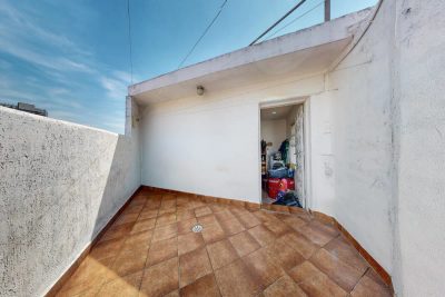 Casa, 4 quartos, 220 m² - Foto 1