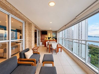 Apartamento, 3 quartos, 158 m² - Foto 1