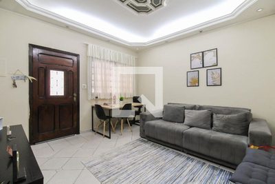 Casa, 3 quartos, 196 m² - Foto 2