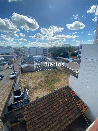 Casa, 4 quartos, 240 m² - Foto 2