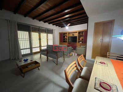 Casa, 5 quartos, 200 m² - Foto 4