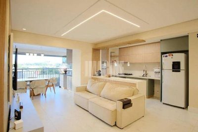 Apartamento, 3 quartos, 140 m² - Foto 1