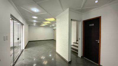 Casa, 1 quarto, 400 m² - Foto 2