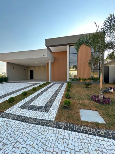 Casa, 3 quartos, 250 m² - Foto 1