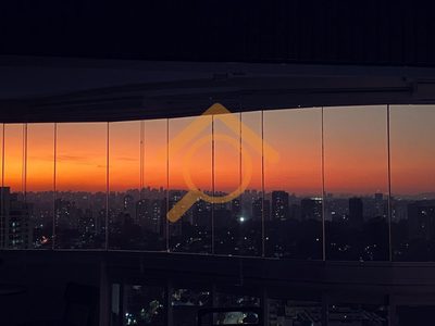 Apartamento, 3 quartos, 145 m² - Foto 2