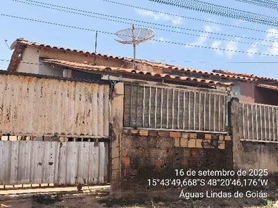 Casa, 2 quartos, 200 m² - Foto 1