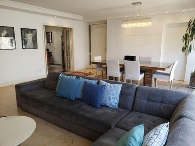 Apartamento, 3 quartos, 170 m² - Foto 2