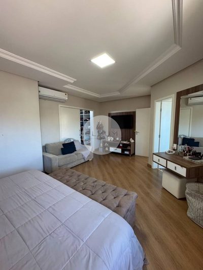 Sobrado, 3 quartos, 289 m² - Foto 5