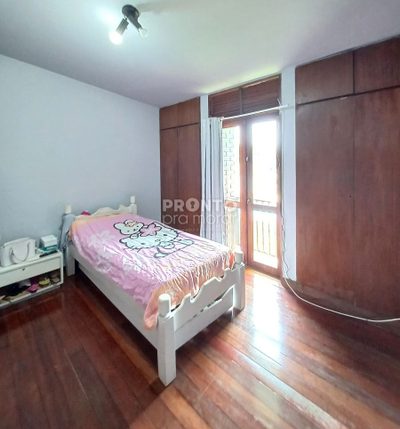 Casa, 4 quartos, 563 m² - Foto 1