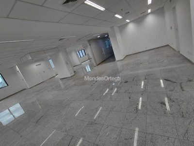 Sala-Conjunto, 200 m² - Foto 1