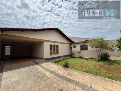Casa, 3 quartos, 450 m² - Foto 2