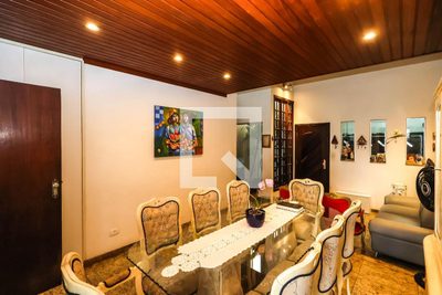 Casa, 3 quartos, 200 m² - Foto 2